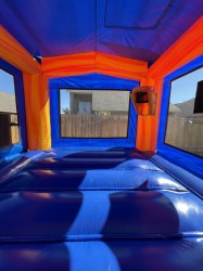 IMG 2960 1748011311 Yellow & blue bounce house castle